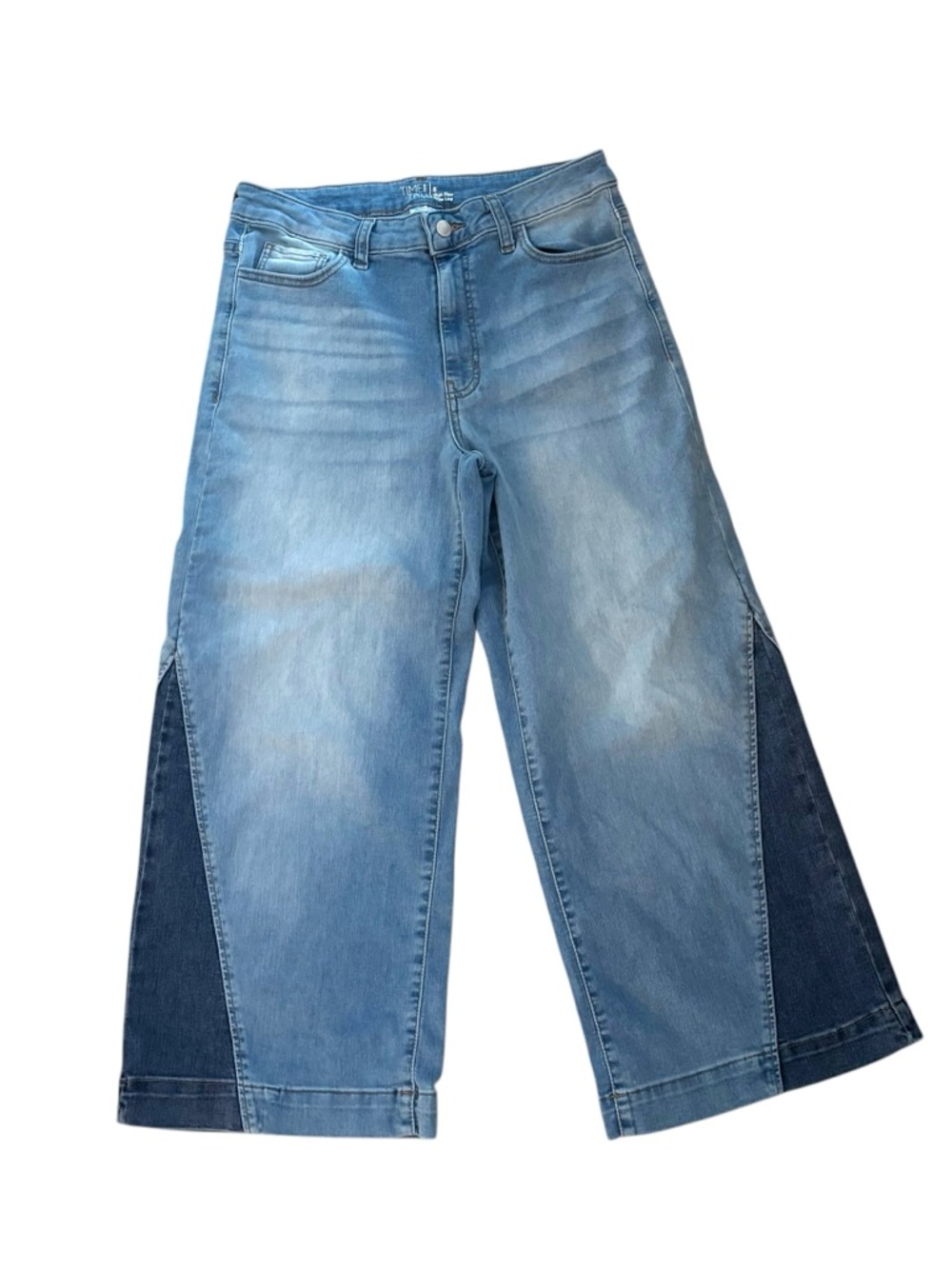 Time and Tru Two-Tone High- Rise Wide Leg Jeans in Light and Dark Blue Size 8